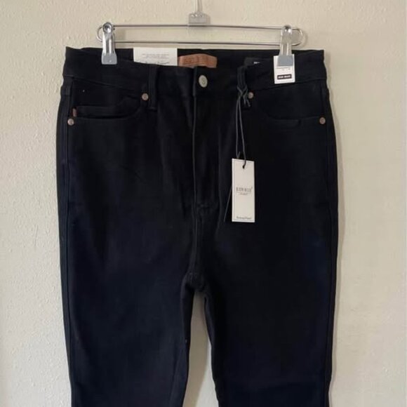 New Judy Blue High Waist Black Stretchy Skinny Jeans Sz 11/30 - Picture 1 of 5